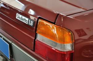 Bild 16/50 von Alfa Romeo Giulietta 1.8 (1985)