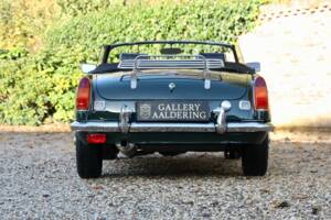 Image 6/50 of MG MGB (1974)
