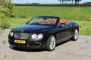 Bild 29/50 von Bentley Continental GTC (2007)