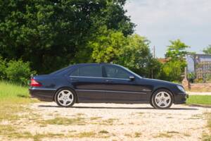 Immagine 26/50 di Mercedes-Benz S 55 AMG (2002)