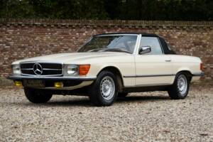 Imagen 20/50 de Mercedes-Benz 280 SL (1976)