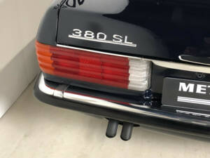 Imagen 21/36 de Mercedes-Benz 380 SL (1984)