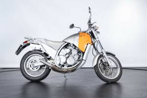 Imagen 3/38 de Aprilia Motò 650 (1996)