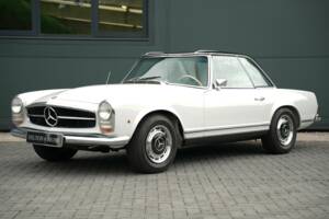 Image 4/50 de Mercedes-Benz 280 SL (1968)
