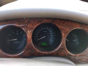 Image 44/71 of Daimler Super V8 (2000)