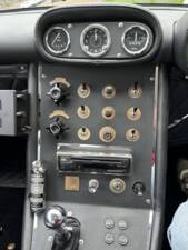 Image 8/28 of Gordon-Keeble GT (1965)