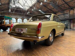 Bild 9/36 von Peugeot 404 Coupé (1966)