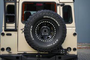 Bild 49/58 von Land Rover Defender 110 (2013)