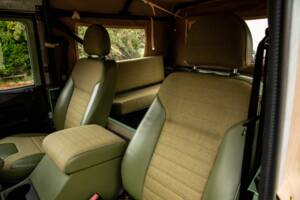 Bild 50/50 von Land Rover Defender 90 TD4 (2008)