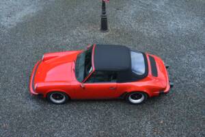 Bild 8/15 von Porsche 911 Carrera 3.2 (1987)