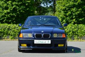 Image 8/50 de BMW 323i (1998)