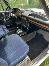 Immagine 2/8 di BMW 2000 (1971)