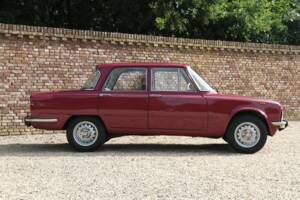 Immagine 42/50 di Alfa Romeo Giulia Nuova Super 1300 (1975)