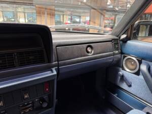 Bild 24/43 von Volvo 240 (1989)