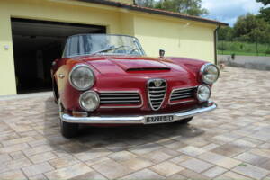 Immagine 8/32 di Alfa Romeo 2600 Spider (1966)