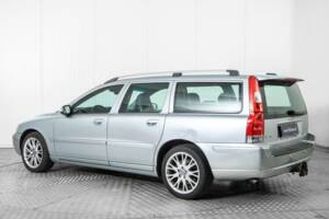 Image 6/36 of Volvo V70 D5 (2008)
