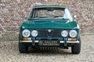 Image 5/50 of Alfa Romeo 2000 GTV (1973)
