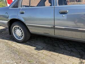 Image 14/35 de Opel Rekord 2,0 E (1985)