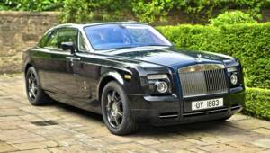 Immagine 7/50 di Rolls-Royce Phantom Coupé (2010)