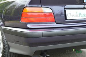 Bild 47/50 von BMW 320i (1994)