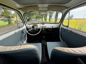 Image 15/28 of FIAT 600 D (1964)