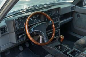 Image 33/50 of Alfa Romeo 75 2.0 Twin Spark (1989)