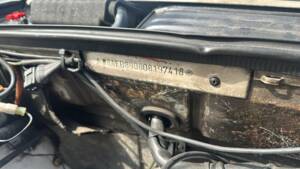 Bild 20/40 von BMW 633 CSi (1984)