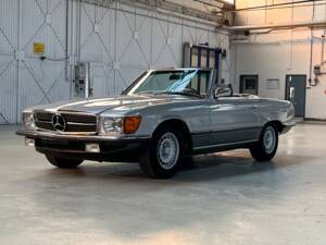 Immagine 7/52 di Mercedes-Benz 500 SL (1984)