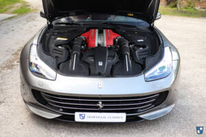 Image 26/61 de Ferrari GTC4Lusso (2017)