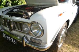 Image 3/20 of Alfa Romeo Giulia 1600 TI (1967)