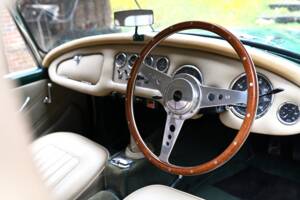 Image 10/20 of Daimler SP 250 (1962)