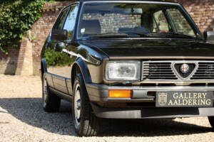 Immagine 47/50 di Alfa Romeo Alfetta 2.0 (1984)