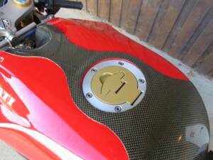 Bild 19/46 von Ducati 996 SPS (2000)