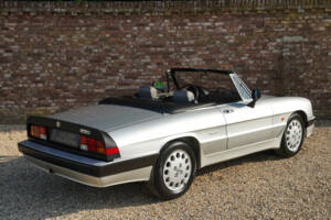 Immagine 19/50 di Alfa Romeo 2.0 Spider QV (1987)