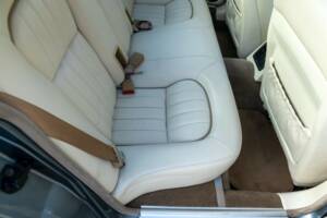 Image 22/50 of Jaguar XJ 6 4.0 Sovereign (1995)