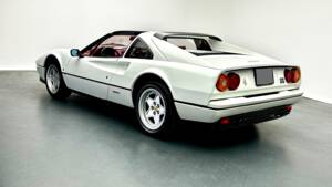 Bild 3/18 von Ferrari 328 GTS (1987)