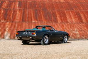 Imagen 10/32 de Ferrari 365 GTB&#x2F;4 Daytona (1973)