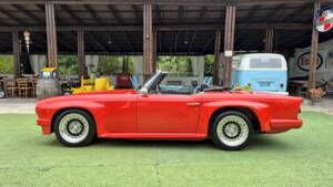 Immagine 3/81 di Triumph TR 6 (1973)