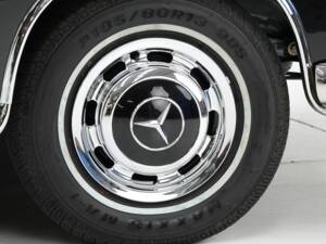 Immagine 9/15 di Mercedes-Benz 220 S Cabriolet (1959)
