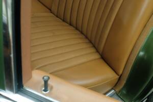 Image 42/50 de Mercedes-Benz 350 SE (1975)