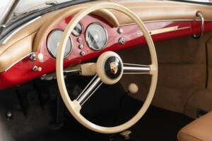 Bild 28/39 von Porsche 356 1500 Speedster (1955)