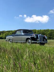 Afbeelding 7/118 van Mercedes-Benz 220 S Cabriolet (1957)