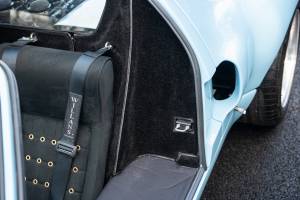 Image 23/32 of Ford GT40 (1965)