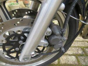 Image 32/39 of Kawasaki ZR 550 Zephyr (1991)