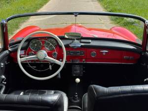 Image 7/9 of Mercedes-Benz 190 SL (1962)