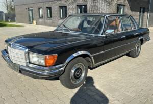 Image 3/8 of Mercedes-Benz 280 SE (1977)