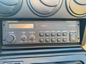 Bild 12/22 von Alfa Romeo 2.0 Spider (1993)