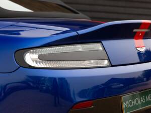 Bild 38/85 von Aston Martin V12 Vantage AMR Roadster (2018)