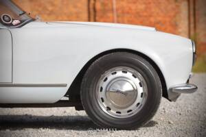 Image 19/70 of Lancia Aurelia B24 Convertible (1957)