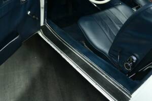 Image 12/50 of Mercedes-Benz 280 SL (1968)